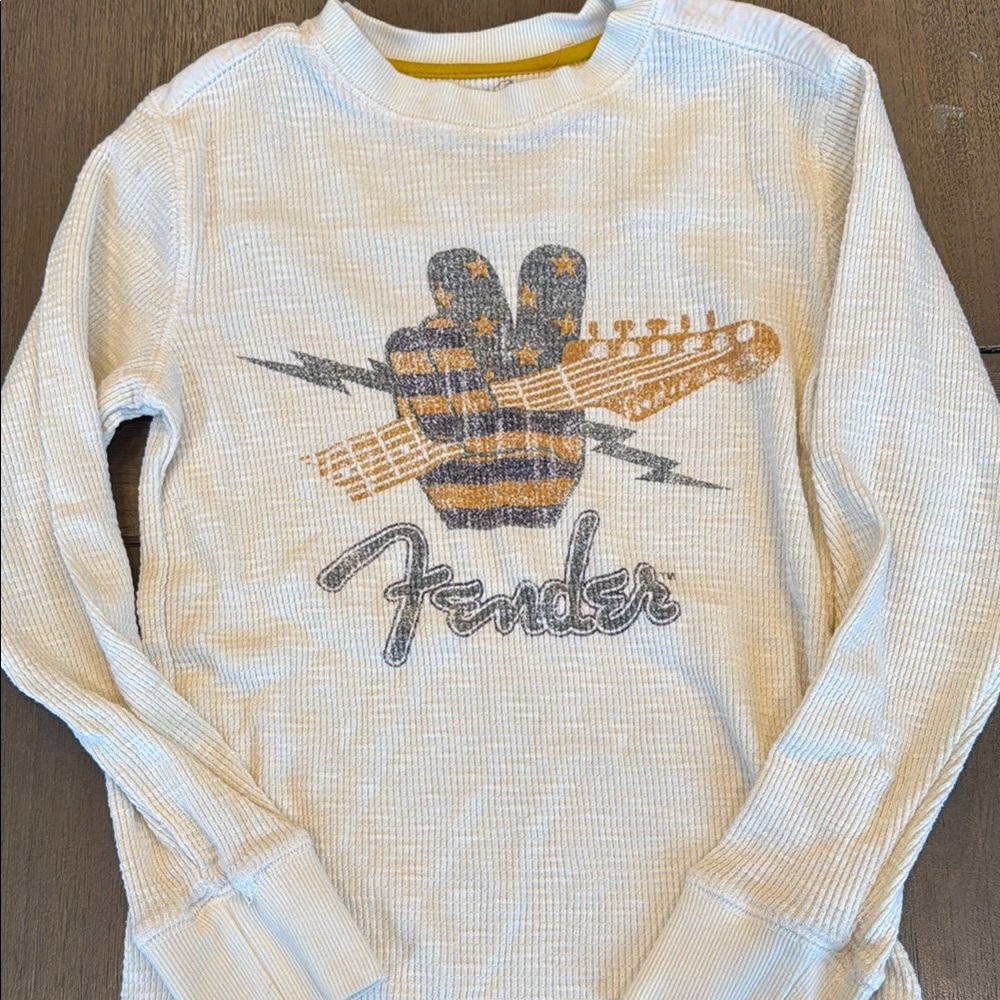 Fender Graphic Long Sleeve Shirt - Cream and Gray